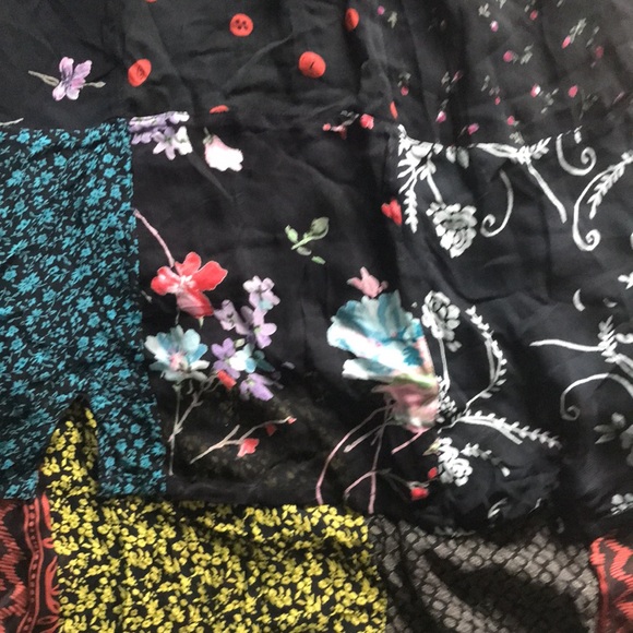 SACRED THREADS 2 tiered multi patterned tapestry skirt Size M/L Brand New - Picture 4 of 11